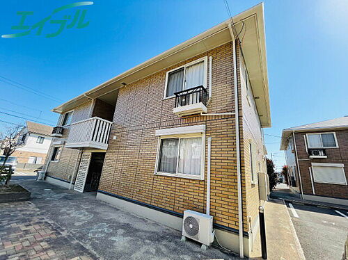 三重県四日市市大字東阿倉川 賃貸アパート