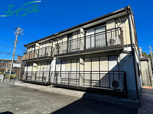 三重県四日市市大字東阿倉川 賃貸アパート