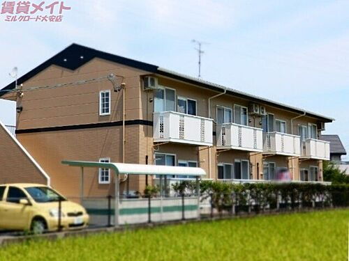 三重県桑名市大字小泉 賃貸アパート