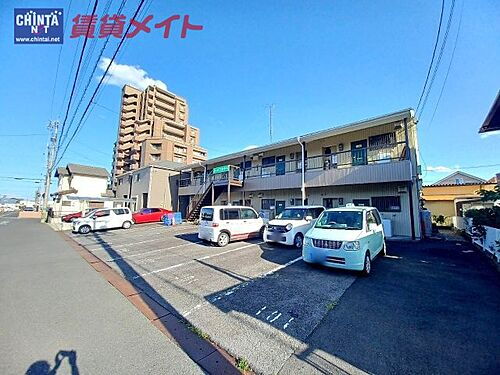 三重県鈴鹿市阿古曽町 2階建