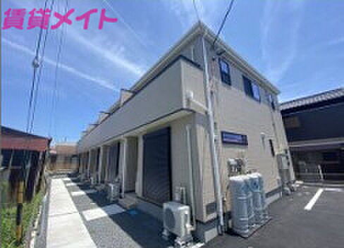 三重県鈴鹿市下箕田２丁目 テラスハウス