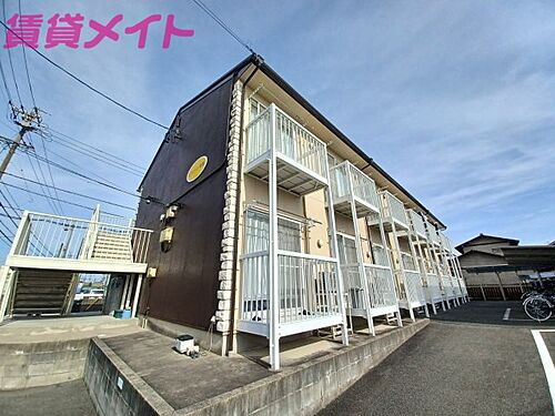 三重県津市栗真町屋町 2階建 築18年5ヶ月