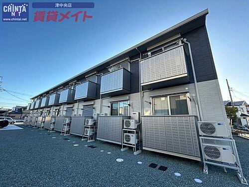 三重県津市上浜町５丁目 賃貸アパート
