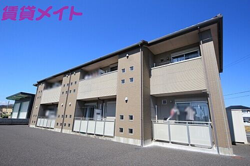 三重県鈴鹿市稲生塩屋２丁目 賃貸アパート