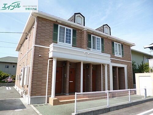 三重県津市高茶屋４丁目 賃貸アパート