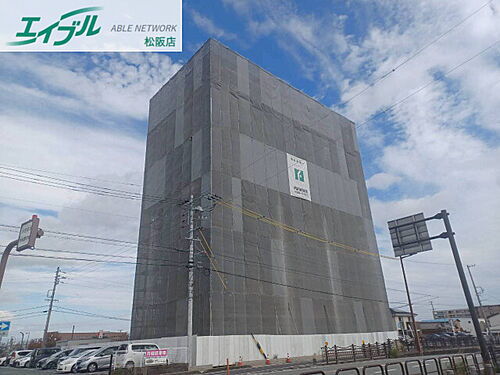 三重県松阪市嬉野中川新町１丁目 賃貸マンション