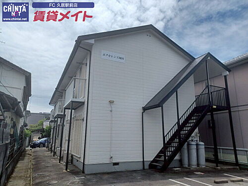 三重県津市城山３丁目 築32年9ヶ月 2階建