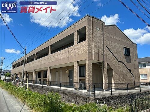 三重県松阪市曽原町 2階建 築17年2ヶ月