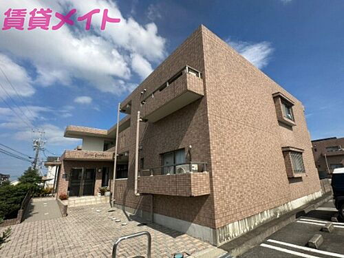 三重県多気郡明和町大字佐田 2階建