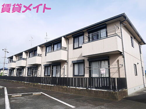 三重県松阪市嬉野野田町 2階建