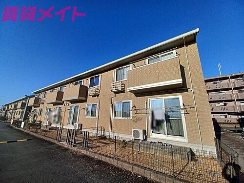 三重県松阪市郷津町 2階建 築15年2ヶ月