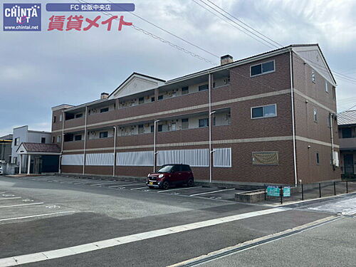 三重県松阪市中央町 3階建 築21年4ヶ月