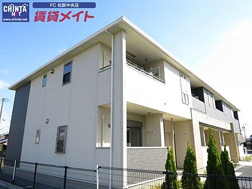 三重県松阪市五反田町３丁目 2階建 築14年3ヶ月