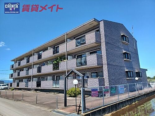 三重県伊勢市村松町 3階建 築28年8ヶ月