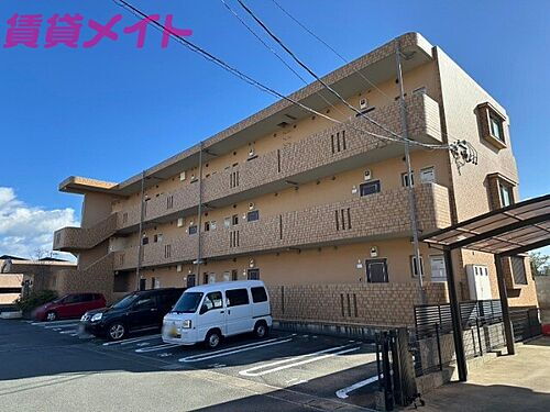 三重県多気郡明和町大字佐田 3階建 築18年11ヶ月