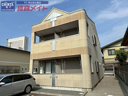 三重県津市栄町４丁目 賃貸アパート