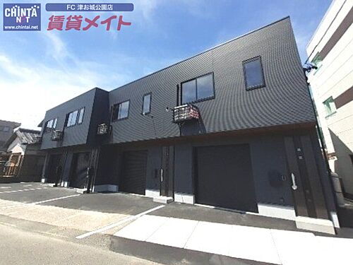 三重県津市江戸橋３丁目 テラスハウス