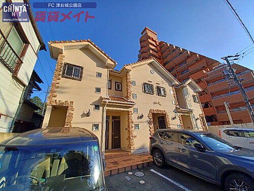 三重県津市西丸之内 賃貸アパート