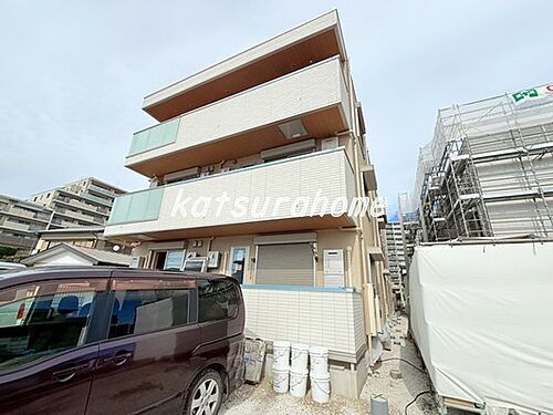 千葉県流山市木１丁目 3階建 