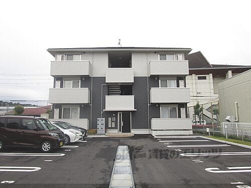 滋賀県高島市今津町中沼１丁目 3階建 築1年11ヶ月