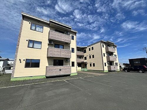 北海道北見市中央三輪９丁目 賃貸アパート