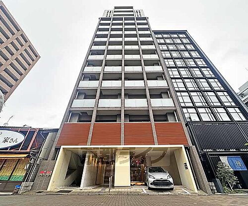 京都府京都市中京区東堀川通六角下る壺屋町 築17年11ヶ月 14階建