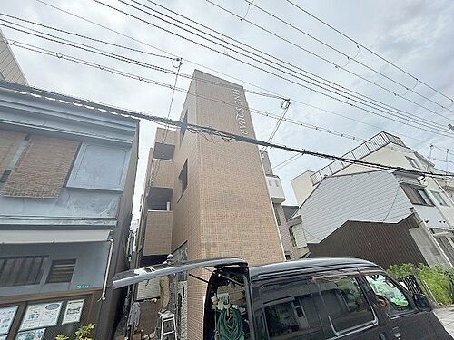 大阪府大阪市都島区都島中通２丁目 3階建