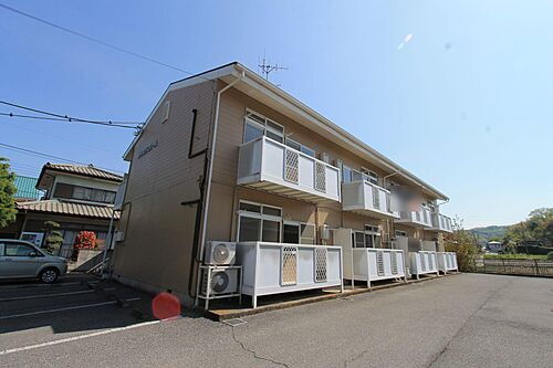 栃木県足利市利保町１丁目 賃貸アパート