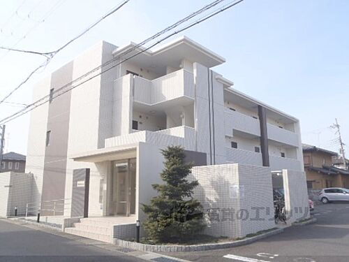 滋賀県草津市上笠３丁目 3階建 築15年4ヶ月
