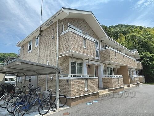 滋賀県彦根市古沢町 2階建 築7年11ヶ月