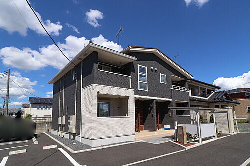 栃木県栃木市大平町富田 2階建