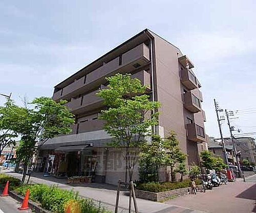 京都府八幡市欽明台中央 3階建