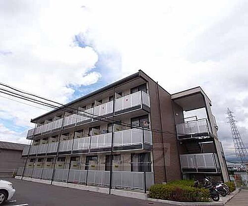 京都府宇治市槇島町 3階建 築16年3ヶ月
