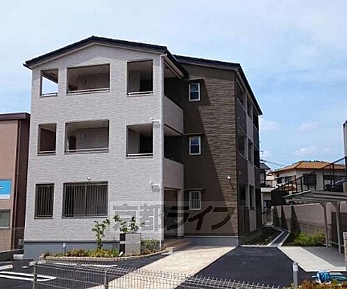 京都府宇治市伊勢田町 3階建 築5年