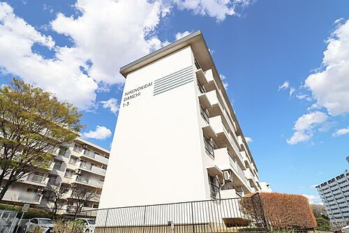 千葉県千葉市花見川区朝日ケ丘２丁目 賃貸マンション