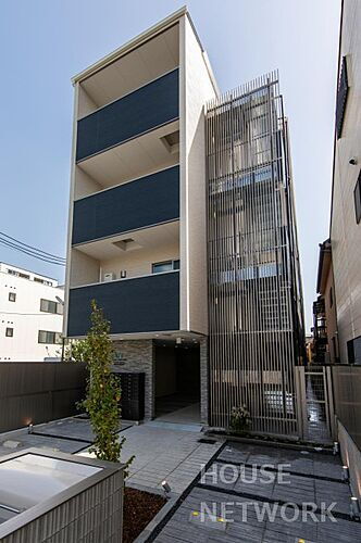 京都府京都市下京区坊門町 築2年8ヶ月 4階建