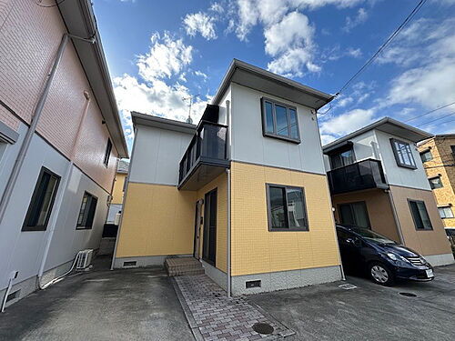 広島県広島市安佐南区川内２丁目 2階建