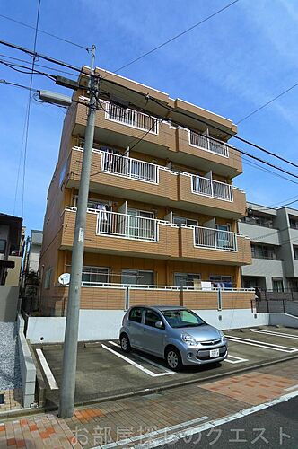 愛知県名古屋市瑞穂区直来町４丁目 4階建 築27年5ヶ月