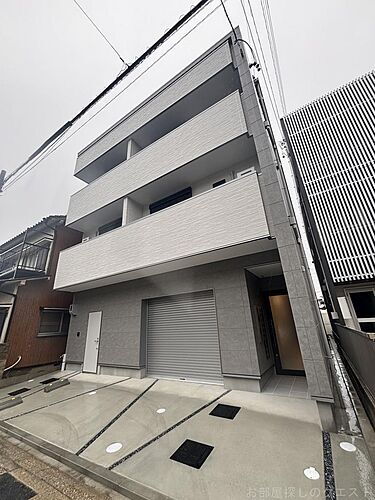 愛知県名古屋市天白区道明町 3階建 