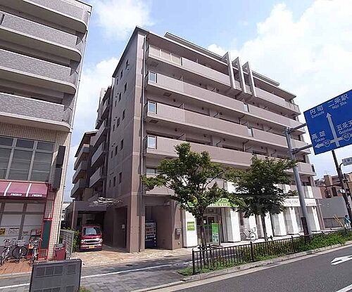 京都府京都市右京区太秦下刑部町 6階建 築18年5ヶ月