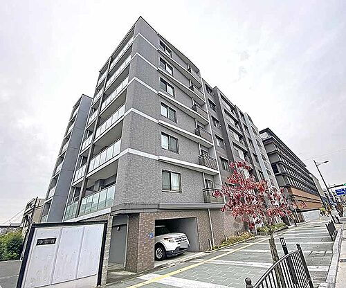 京都府京都市東山区本町１丁目 築12年9ヶ月 7階建