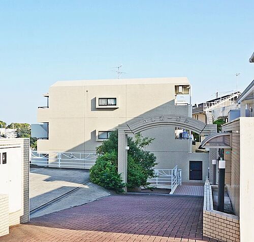 愛知県名古屋市天白区表山２丁目 3階建 築35年3ヶ月