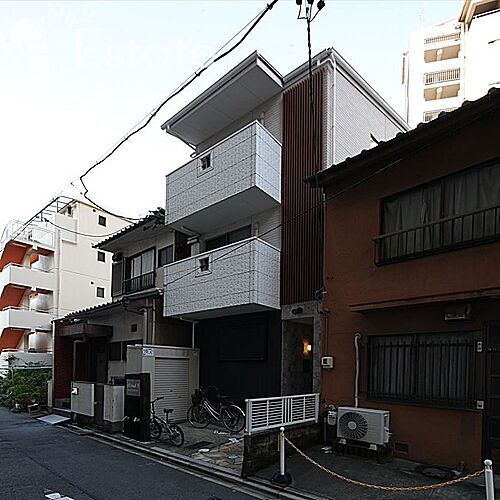 愛知県名古屋市西区菊井２丁目 3階建 築15年