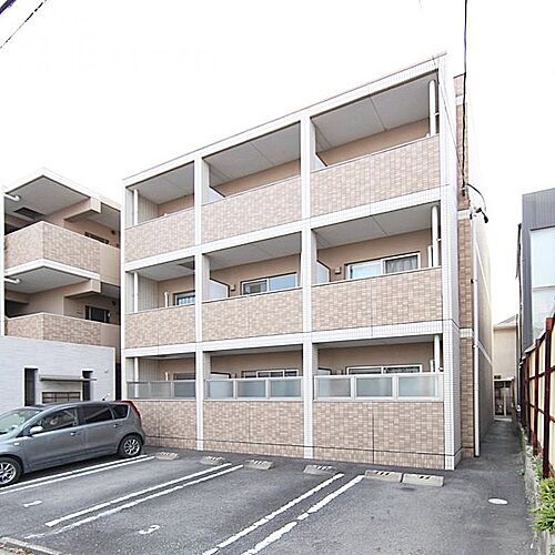 愛知県名古屋市中川区野田１丁目 3階建 築18年9ヶ月
