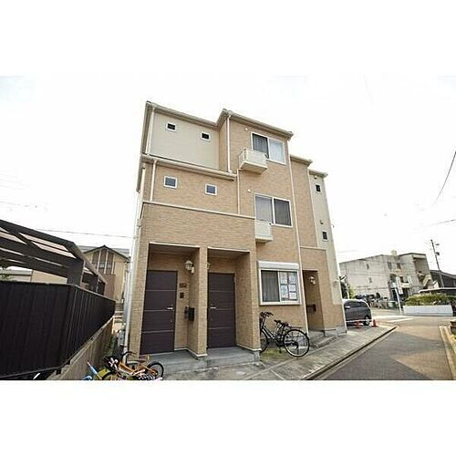 愛知県名古屋市西区枇杷島４丁目 3階建 築16年11ヶ月