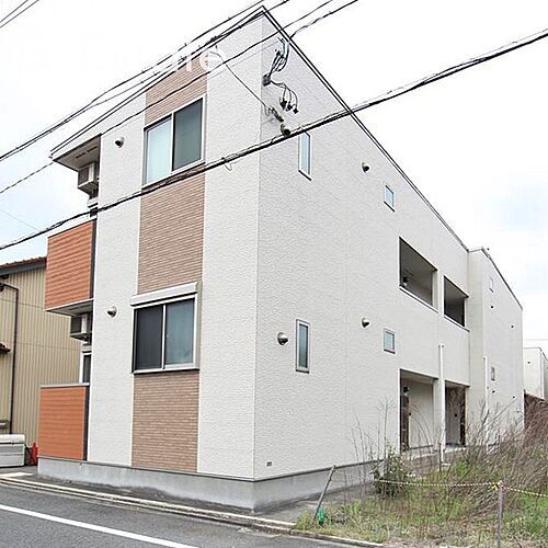 愛知県名古屋市中村区並木１丁目 2階建 築8年9ヶ月