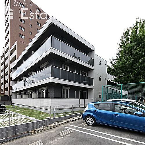 愛知県名古屋市中村区大秋町２丁目 3階建 築4年8ヶ月