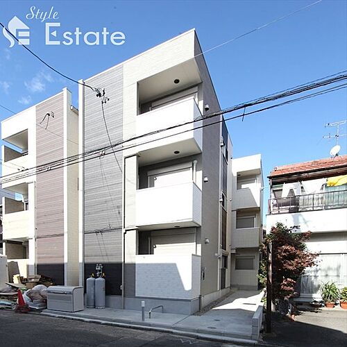 愛知県名古屋市中村区上石川町２丁目 築6年1ヶ月 3階建