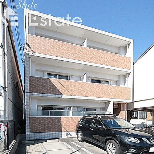 愛知県名古屋市北区平安２丁目 築18年10ヶ月 3階建