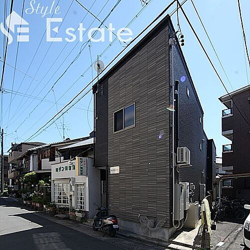 愛知県名古屋市中村区大秋町４丁目 築8年4ヶ月 2階建